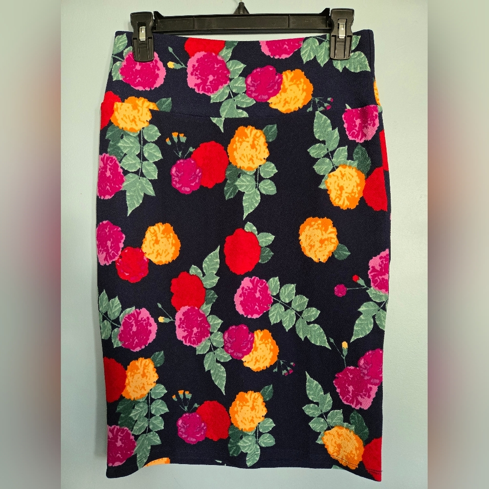 LuLaRoe Cassie Floral Pencil Skirt - Red, Pink, Orange on Navy Blue Sz Small